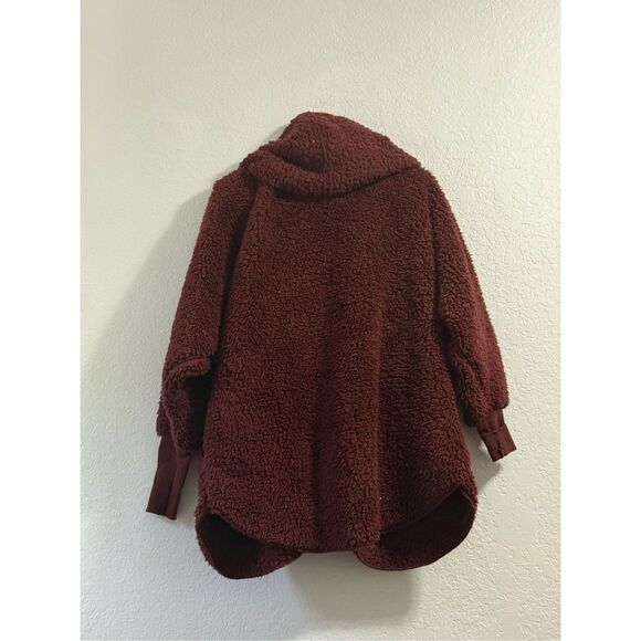 Nordic beach chocolate cherry puppy Hooded Plush Cardigan jacket one size teddy - Picture 4 of 4